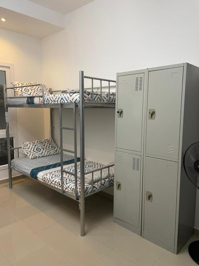 Decent Boys Hostel In Center Of Bur Dubai Next To Burjuman Metro Station With All Free Facilities 外观 照片